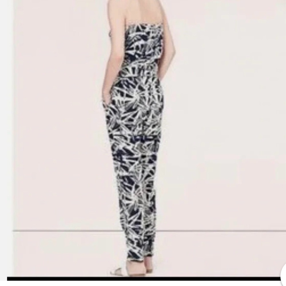 LOFT Strapless Linen Blend Jumpsuit – Navy & White Tropical Print Size 10